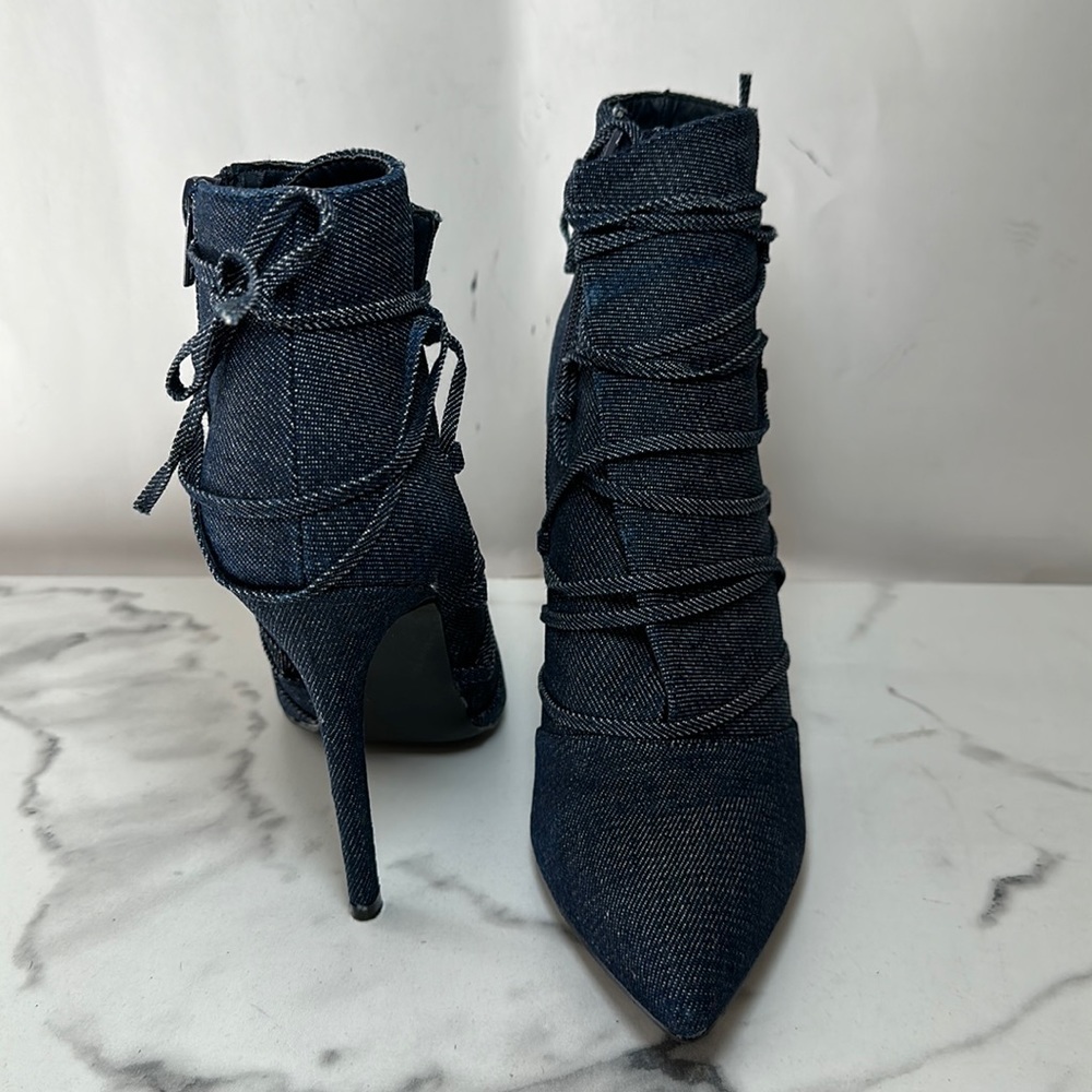 Shoe dazzle-denim look ankle boots